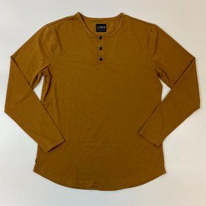 Cuts Clothing Long Sleeve Henley Curve Hem T-Shirt
